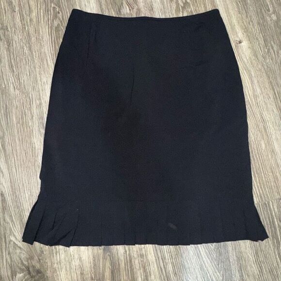 Tahari Black Straight Pencil Raffle Trim Lined Skirt Size US 10 - Picture 1 of 5